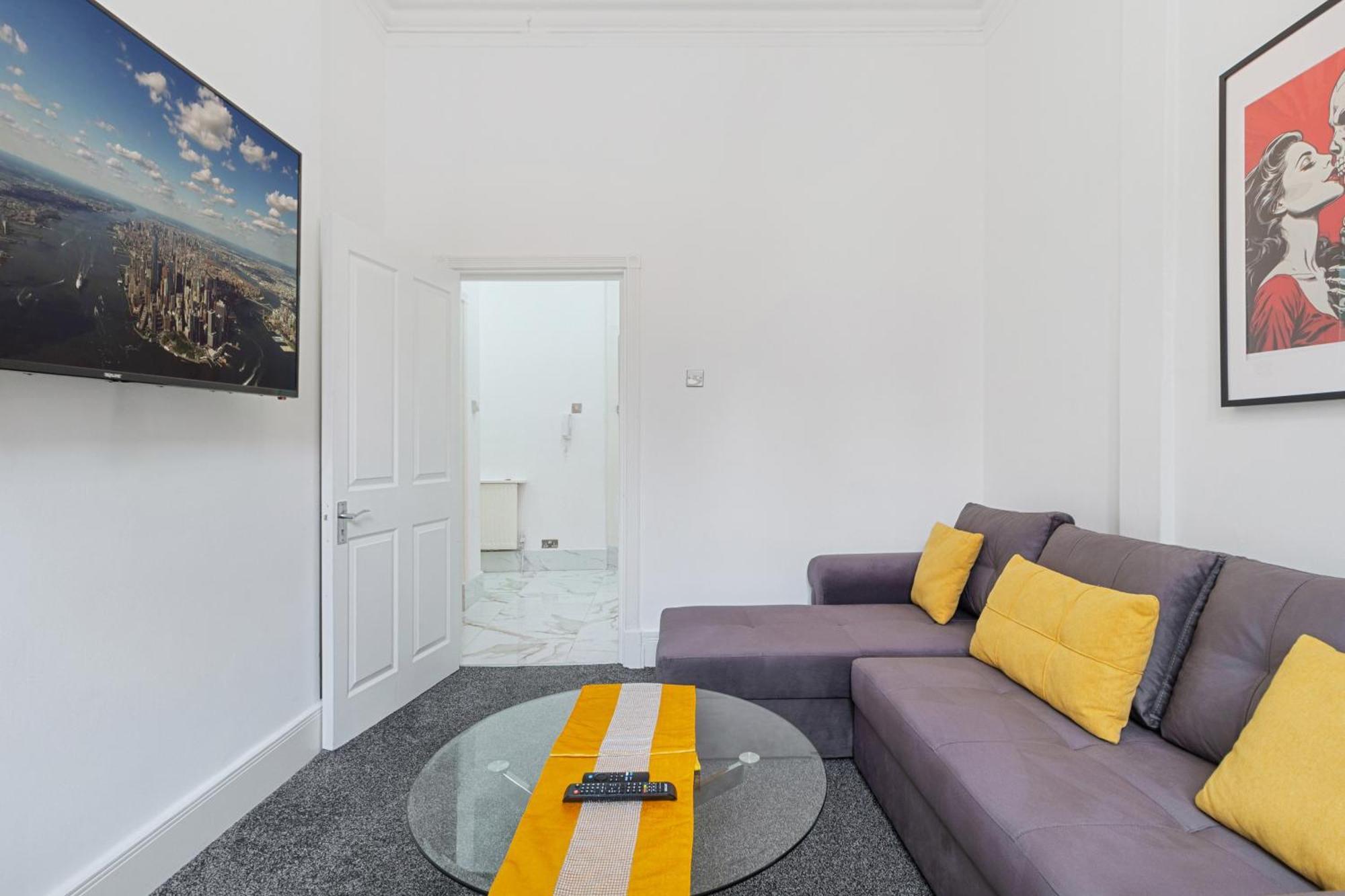 Luxurious Apartments On Oxford Street London Exterior photo