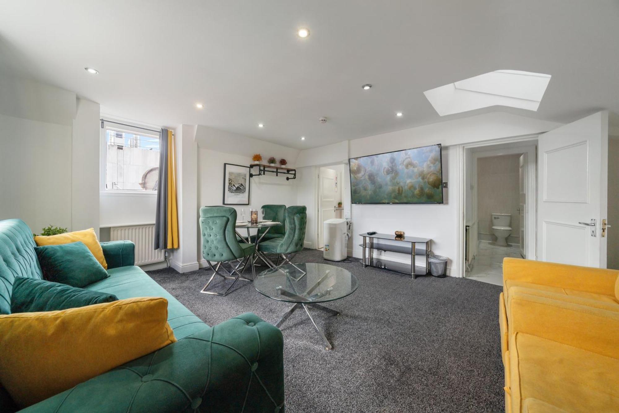 Luxurious Apartments On Oxford Street London Exterior photo